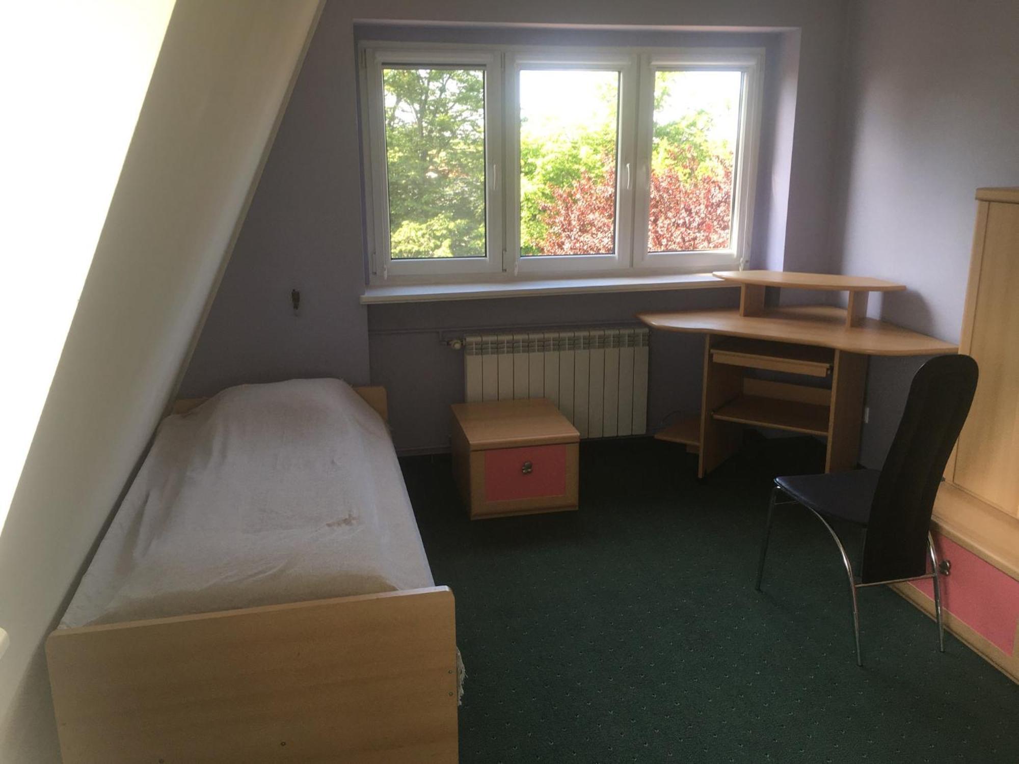 Nic8,5-8S Hotel Познан Екстериор снимка